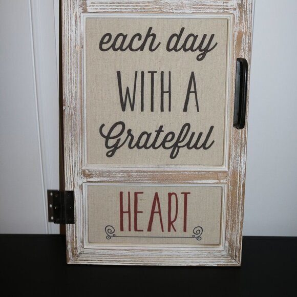 Rustic grateful sign 24x12 new open box - Picture 4 of 5